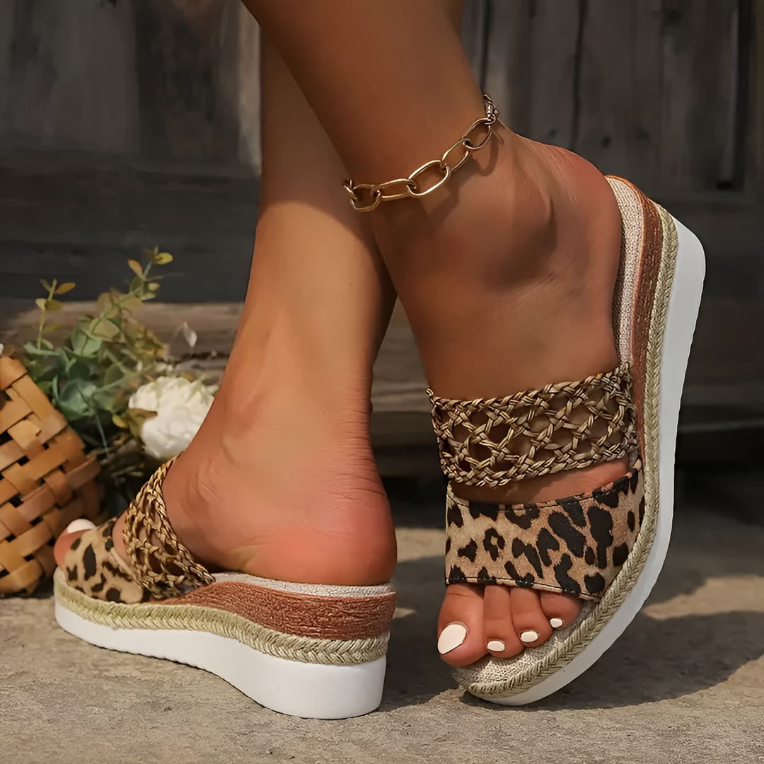 Addison | Lightweight Leopard Print Sandals