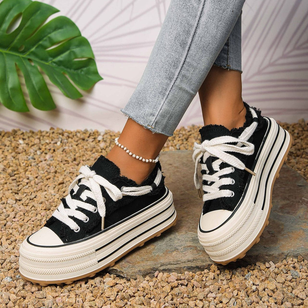 Lila | Fringed Platform Sneaker
